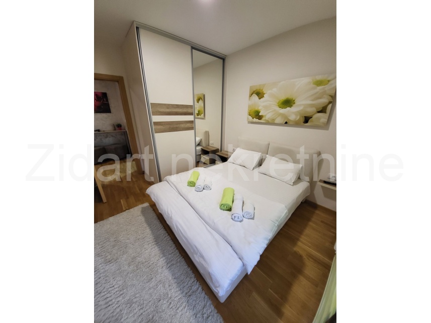 Квартира, 441 м², 110 000$ — FAKTOR